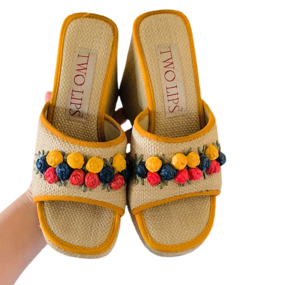Vintage 90’s Woven Raffia Wedge Platform Heels